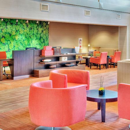 Hotel Courtyard By Marriott Erie Ambassador Conference Center Extérieur photo